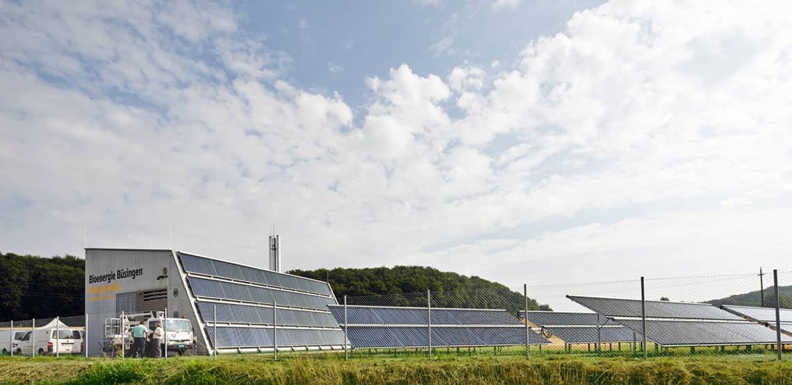 Bioenergiedorf Büsingen: Solar-unterstütztes Wärmenetz
