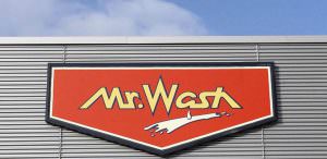 Mr. Wash Autowaschanlage mit Solarwärme