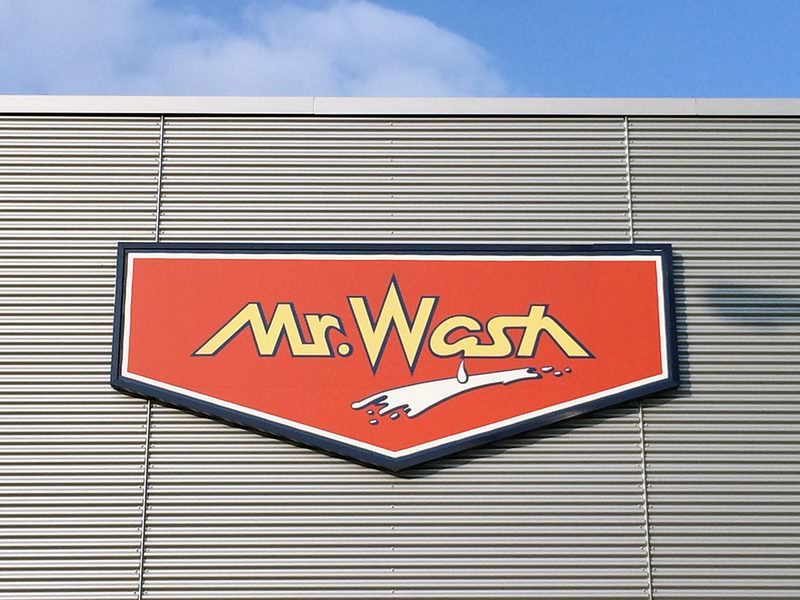 Mr. Wash Mannheim Warmwasser per Solaranlage